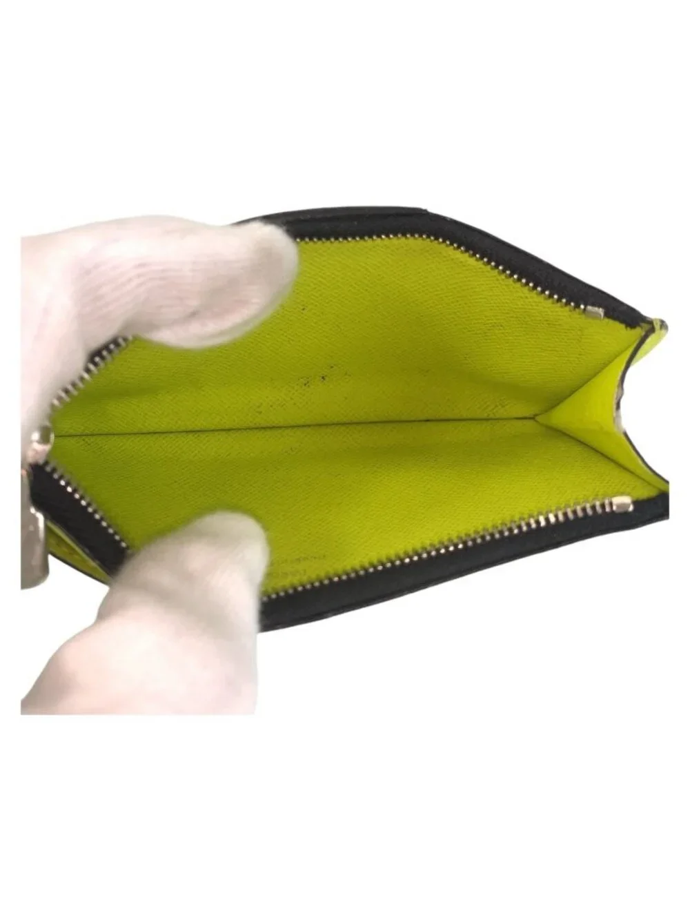 Louis Vuitton Taigarama Coincard Holder Jaune Yellow Coin Case Fragment
